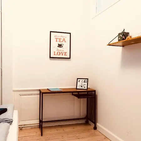 4 Bedroom In The Latin Quarter
